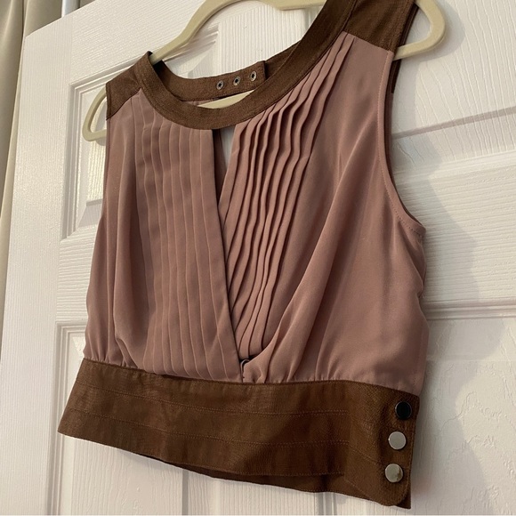 Double Zero Pleated Cross Front And Back Suede Leather Trim Crop Top - Picture 2 of 12